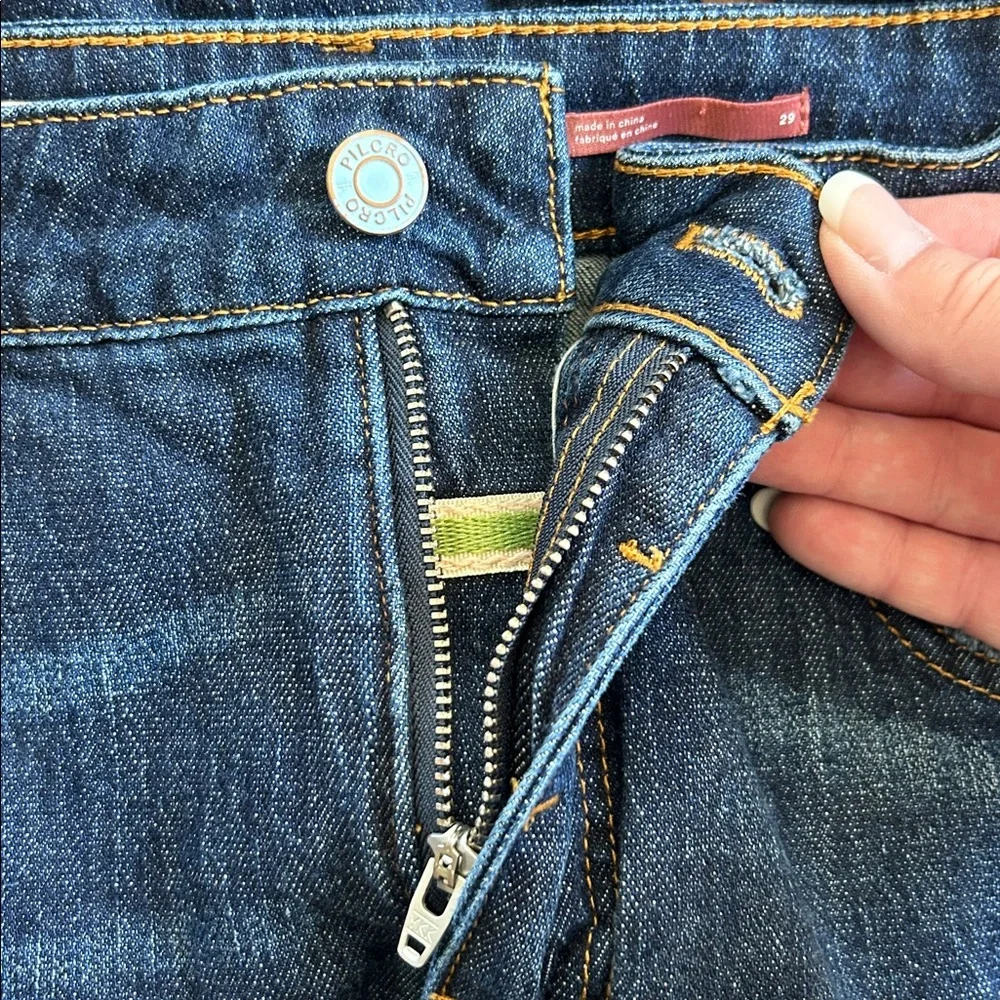Pilcro The Bow Boyfriend Barrel Leg‎ Wide Leg Jeans Size 29 Dark Blue Rinse Wash